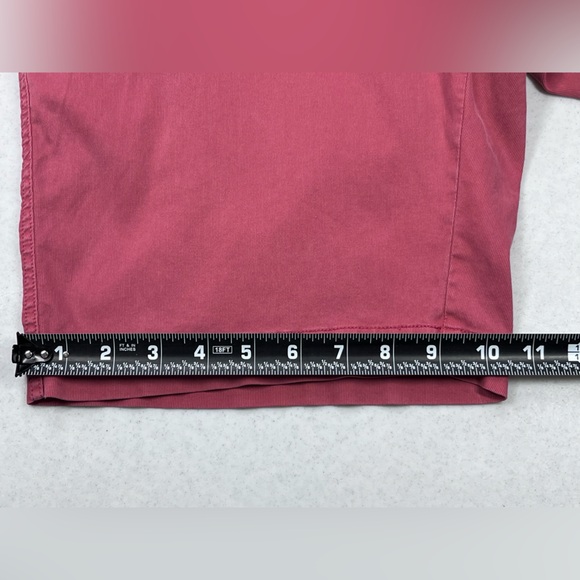 Peter Millar Men’s 9” Pink Shorts. Size 33 - Picture 10 of 13